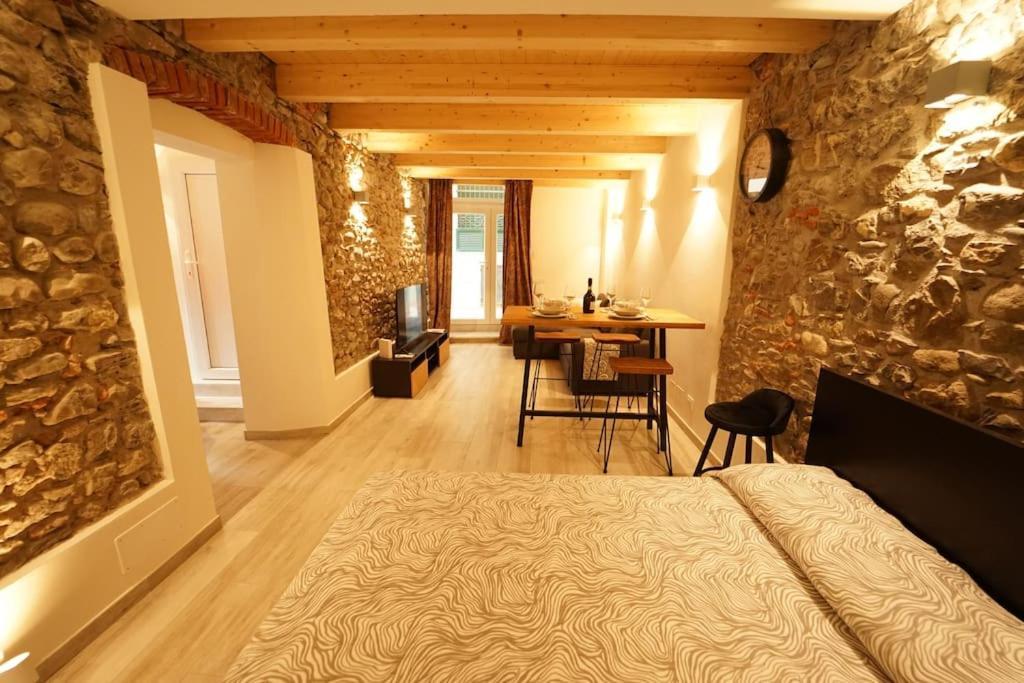 شقة Loft Sofia A Pochi Metri Dal Mare مونيلّي المظهر الخارجي الصورة