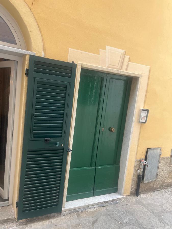 شقة Loft Sofia A Pochi Metri Dal Mare مونيلّي المظهر الخارجي الصورة